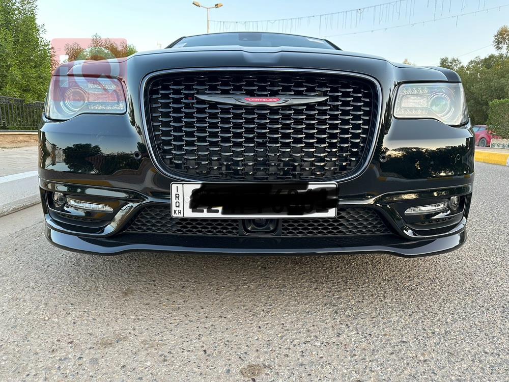 کرایسلەر 300